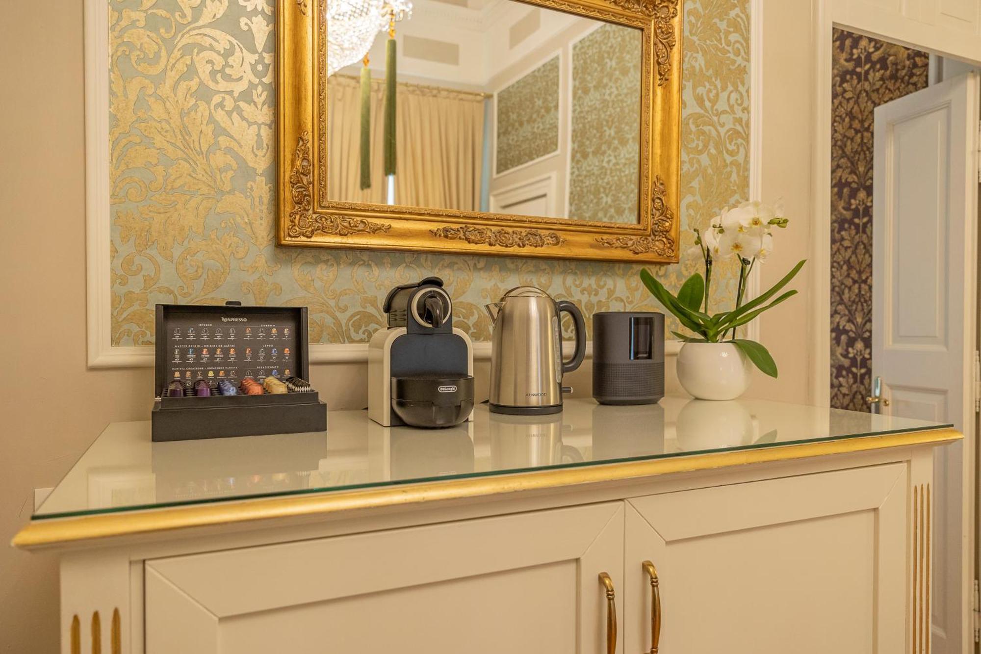 Palazzo Monga Boutique Guesthouse Verona Eksteriør billede