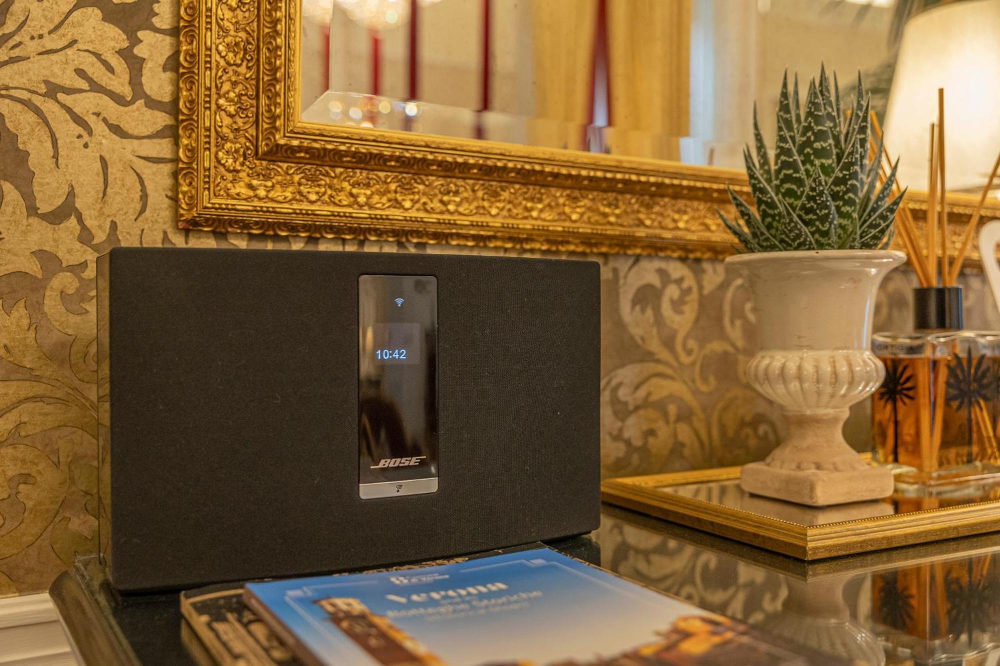 Palazzo Monga Boutique Guesthouse Verona Eksteriør billede